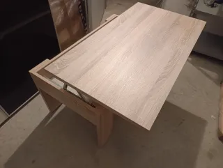 Mesa de centro elevable con almacenaje