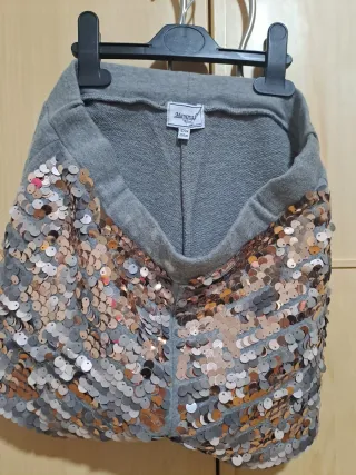 Shorts grises con lentejuelas para niña