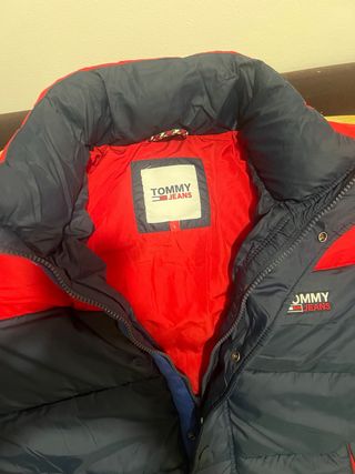 Chaqueta Tommy Hilfiger Azul y Roja