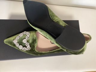 Zapatos Uterque T37 Joya Corazón Verde