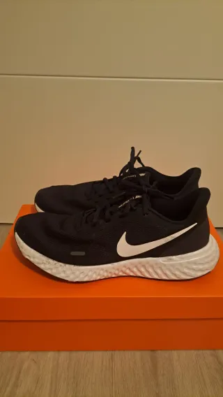 Zapatillas Nike Revolution Negras