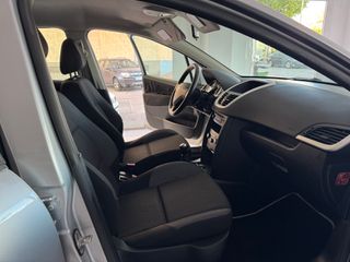 Peugeot 207 1.4HDI 70CV 5p 2010