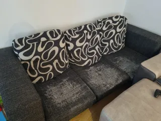 Dono Sofá. Disponible hasta el día 16