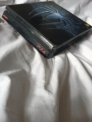 PS4 + Joystick + 3 Giochi