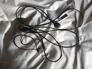 PS4 + Joystick + 3 Giochi