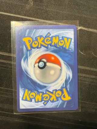 Umbreon VMAX 215/203