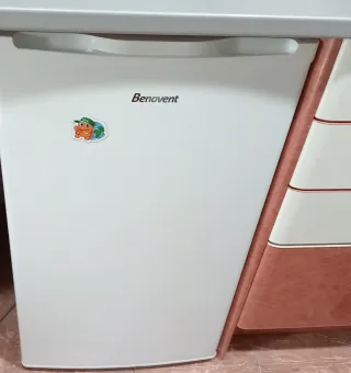 Congelador vertical blanco