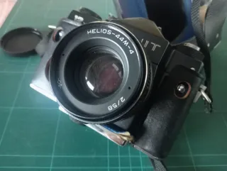 Cámara Zenit + Flash Starcolor