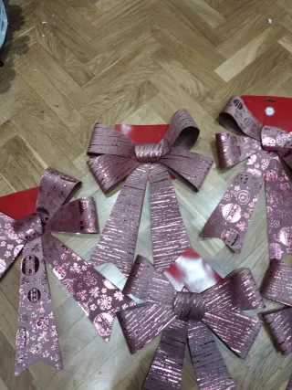 Adornos Navideños Rosas y Rojos