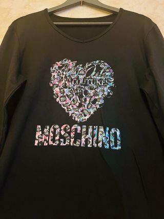 Camiseta letra de Moschino Manga Larga Negra