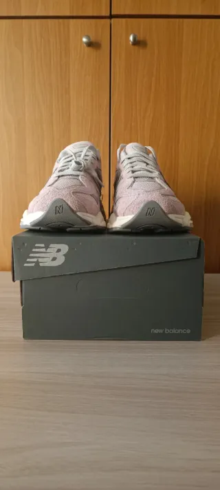 New Balance 9060 "December Sky"