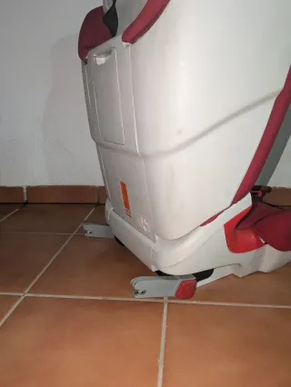 Silla coche Britax Römer roja