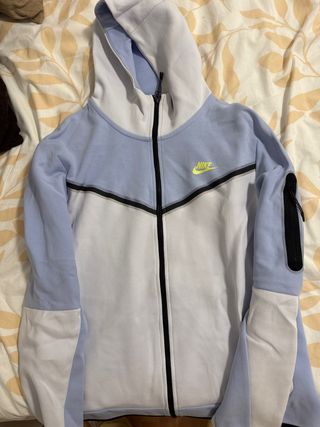 Sudadera Nike Tech Azul y Blanca