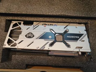 Sapphire Nitro+ RX 6800 Tarjeta Gráfica