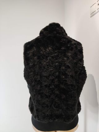 Chaleco piel sintética mujer negro