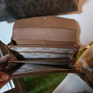 Bolso y cartera Michael Kors