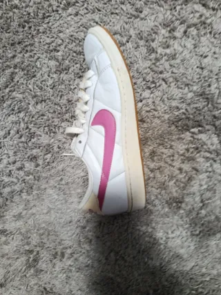 Nike Wimbledon Blancas Logo Rosa