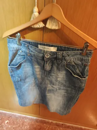 Falda vaquera TRF Talla M/38