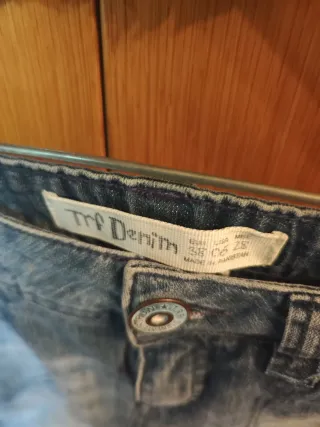 Falda vaquera TRF Talla M/38