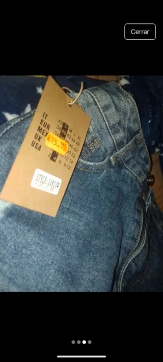 Falda vaquera rota mujer y chaquetas