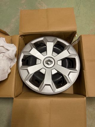 Llantas Renault Trafic (4 unidades)