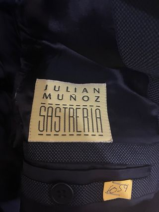 Traje completo americana y pantalón azul marino