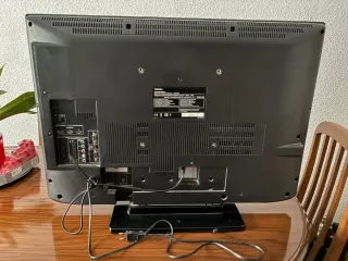 Televisión Toshiba LCD como nuevo