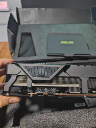 Asus TUF Gaming RX 6800 16 GB VRAM