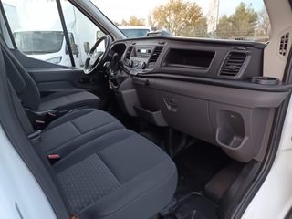 Ford Transit 2.0 CHASIS CAJA CERRADA TRAMPILLA