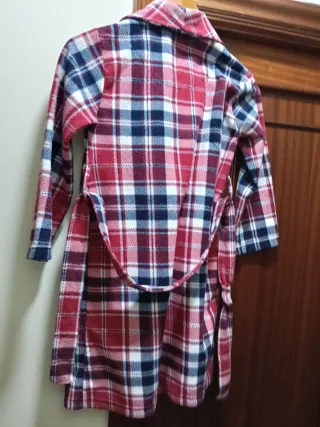 Bata de casa niño o niña cuadros talla 7-8