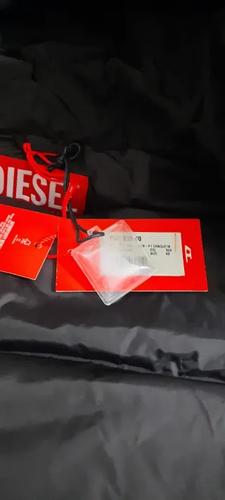 Chaleco plumífero Diesel negro nuevo