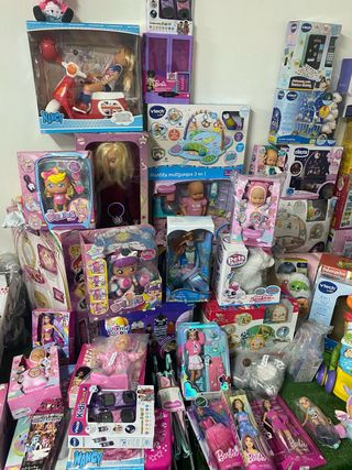Lote Juguetes Barbie, Nancy, Nenuco y más