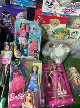 Lote Juguetes Barbie, Nancy, Nenuco y más