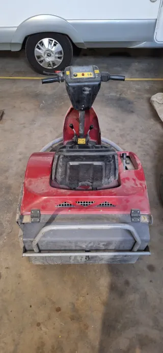 Barredora Industrial Puma 1100