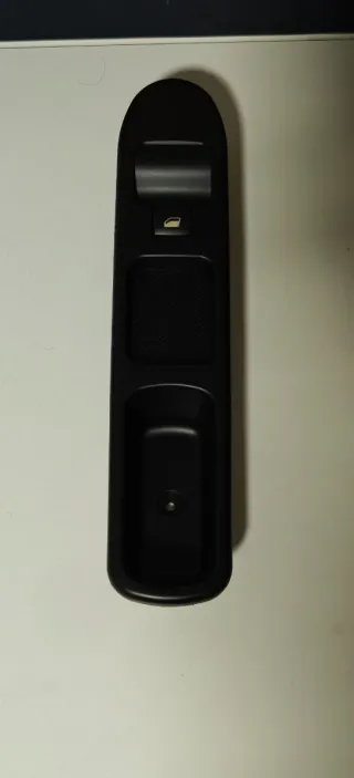 Botón Elevalunas Eléctrico KoehLy 6554.QK