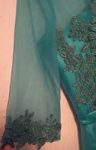Vestido de fiesta verde azulado