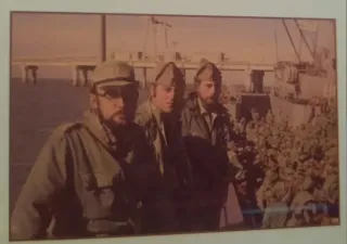 Gorra militar de la legion en el sahara