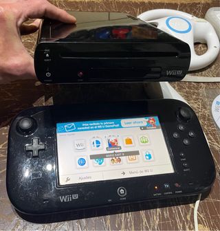Wii U Premium 32GB + Mario Kart 8 + accesorios