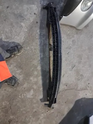 Traviesa Delantera Peugeot 206