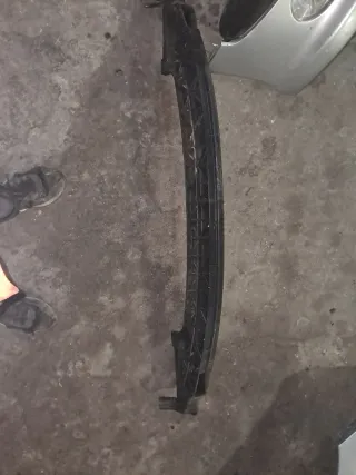 Traviesa Delantera Peugeot 206