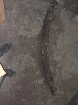 Traviesa Delantera Peugeot 206