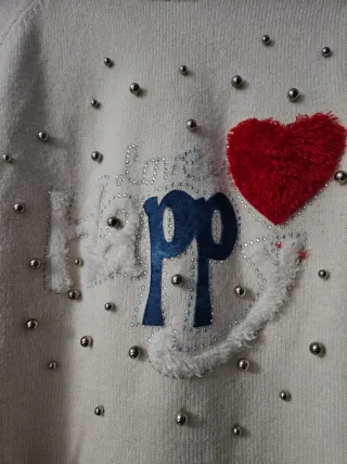 Jersey juvenil con corazón y perlas cuello vaquero