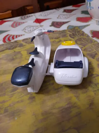 Moto con sidecar anni 2000