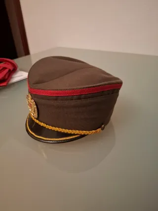 Gorro militar Yugoslavia antigua