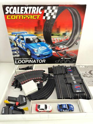 Scalextric Compact Circuito Loopinator