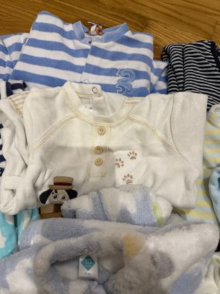 Lote 6 pijamas invierno bebé 3-6 meses