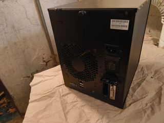 HP Proliant NAS G7 HSTNS-5151 N36L + Quadro K420