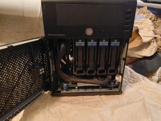 HP Proliant NAS G7 HSTNS-5151 N36L + Quadro K420