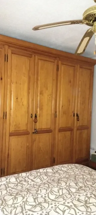 Armario de madera 6 puertas