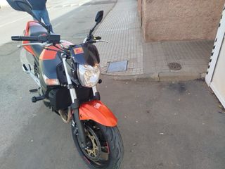 Suzuki GSR 600
